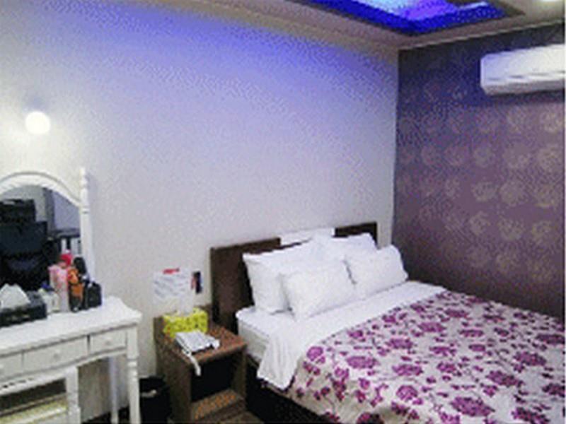 Adam & Eve Hotell Mokpo Exteriör bild